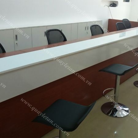 Quầy Lễ Tân Thấp Giá Rẻ QLTT M08